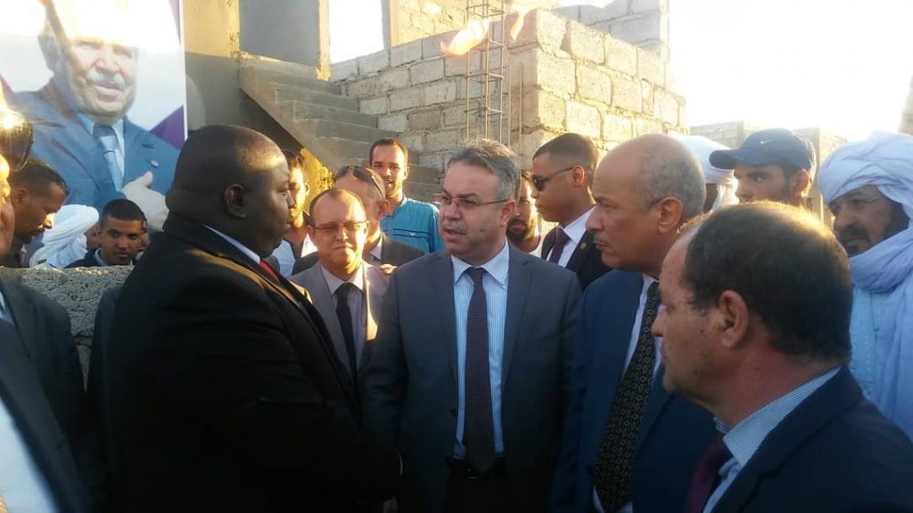 وزير السكن يصرح بخصوص قطعة أرض و مليون دينار جزائري « لا وجود لهذا البرنامج من الأساس ويجب مصارحة المواطنين في هذا الشأن »
